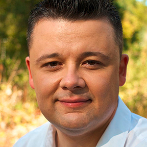 Saša Ebach